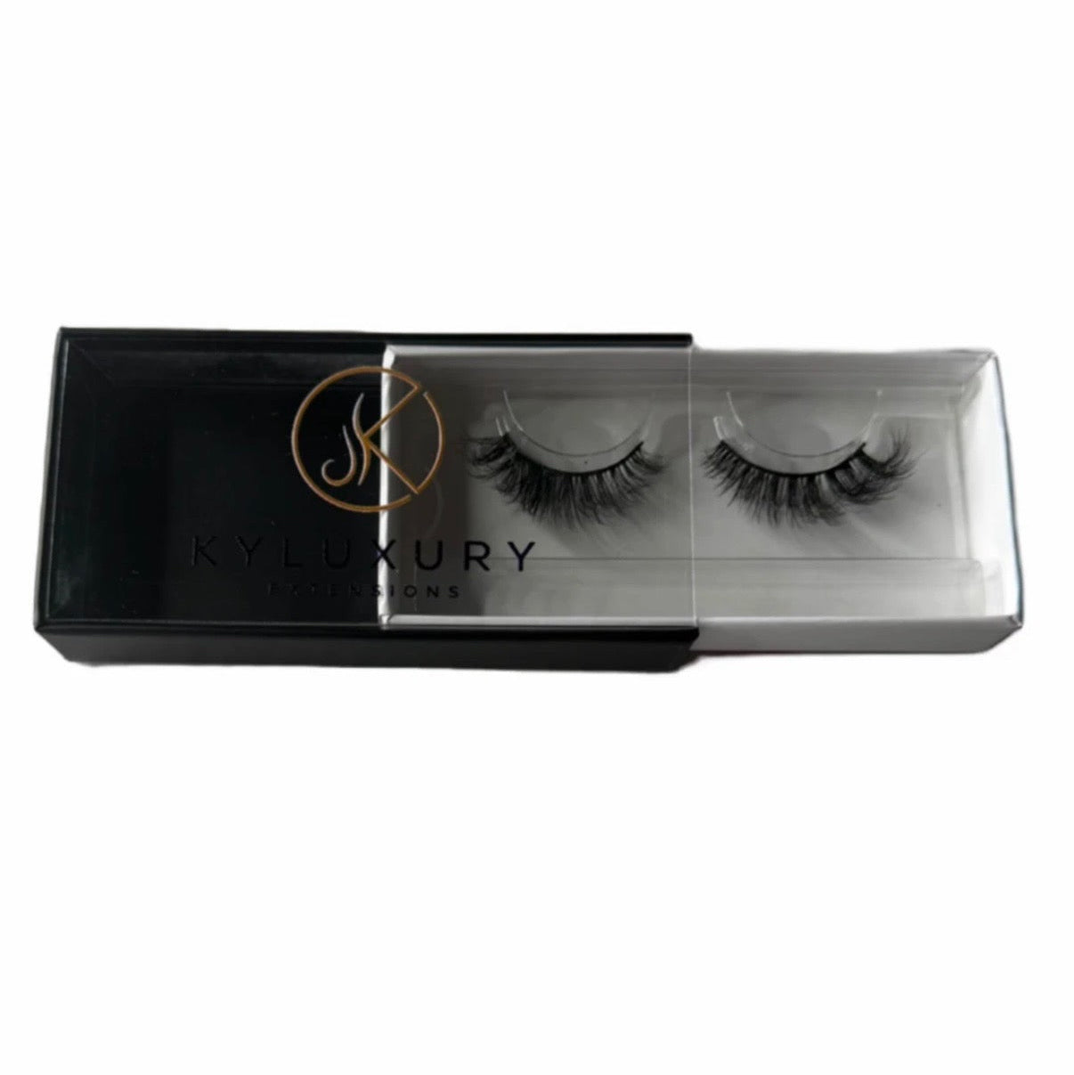 Feline – Bold, Sultry & Voluminous