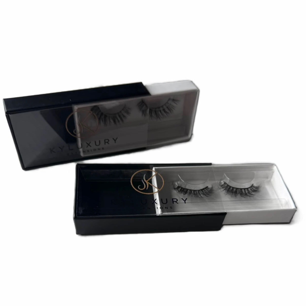 Sapphire  – Elegant, Wispy, & Flirty