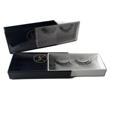 Royal – Classy, Dark & Effortlessly Chic